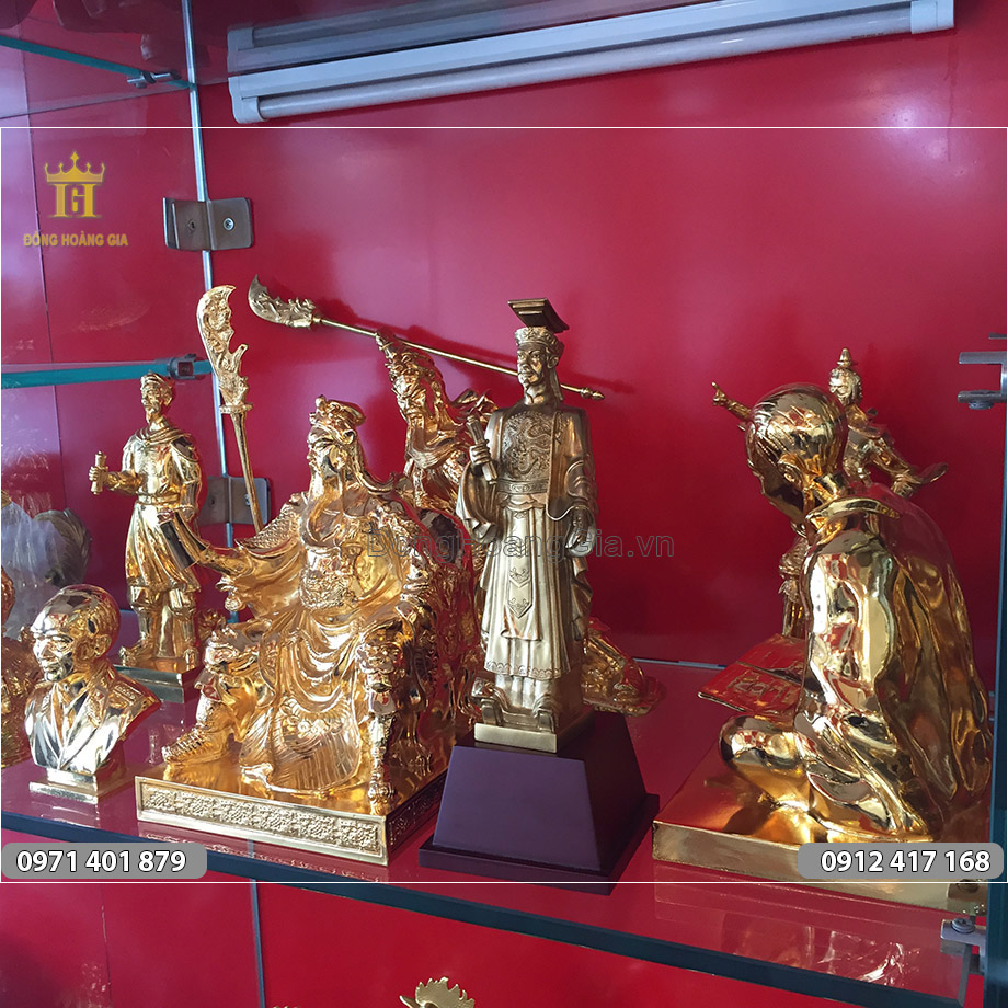 tượng lý thái tổ để bàn